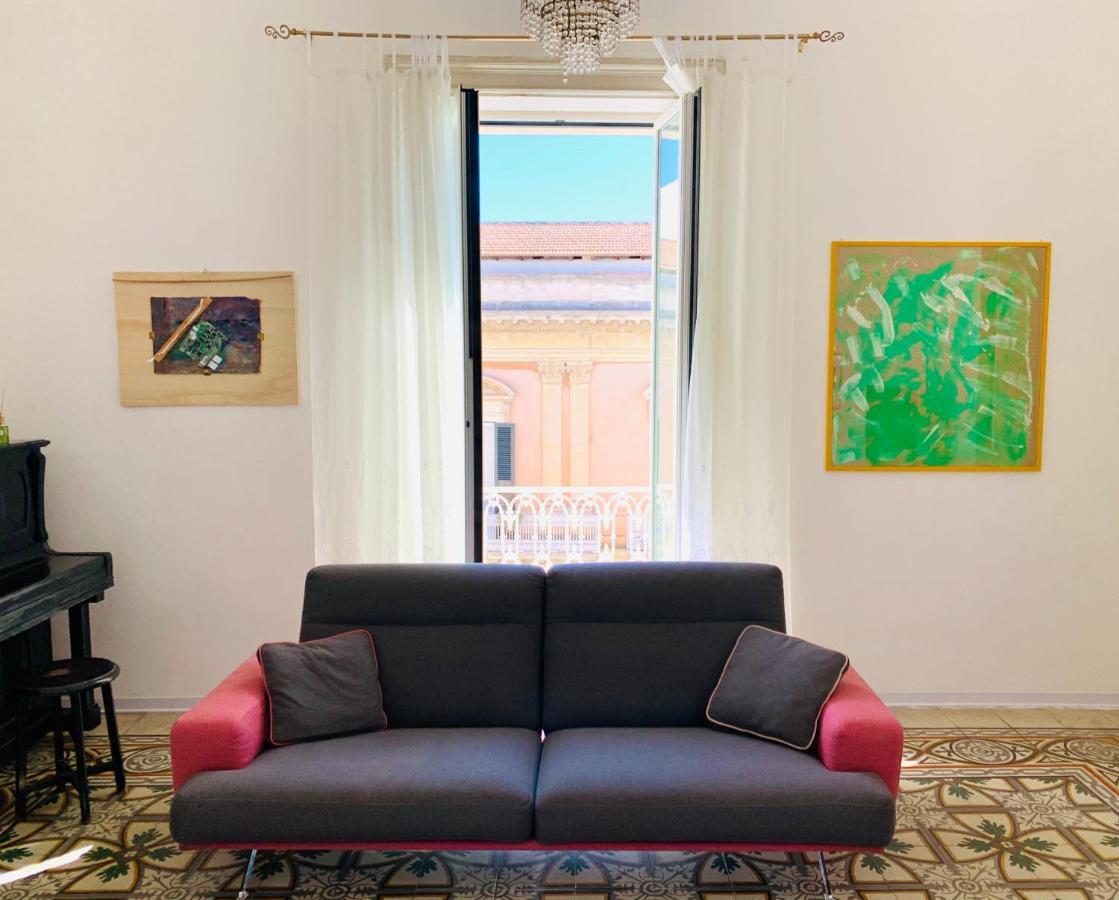 Fatata Suites Лече Екстериор снимка