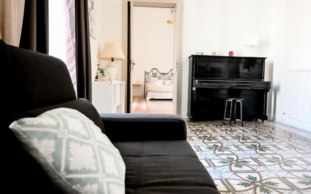 Fatata Suites Лече Екстериор снимка